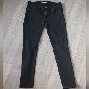 Levi's 711 Black Skinny Jeans